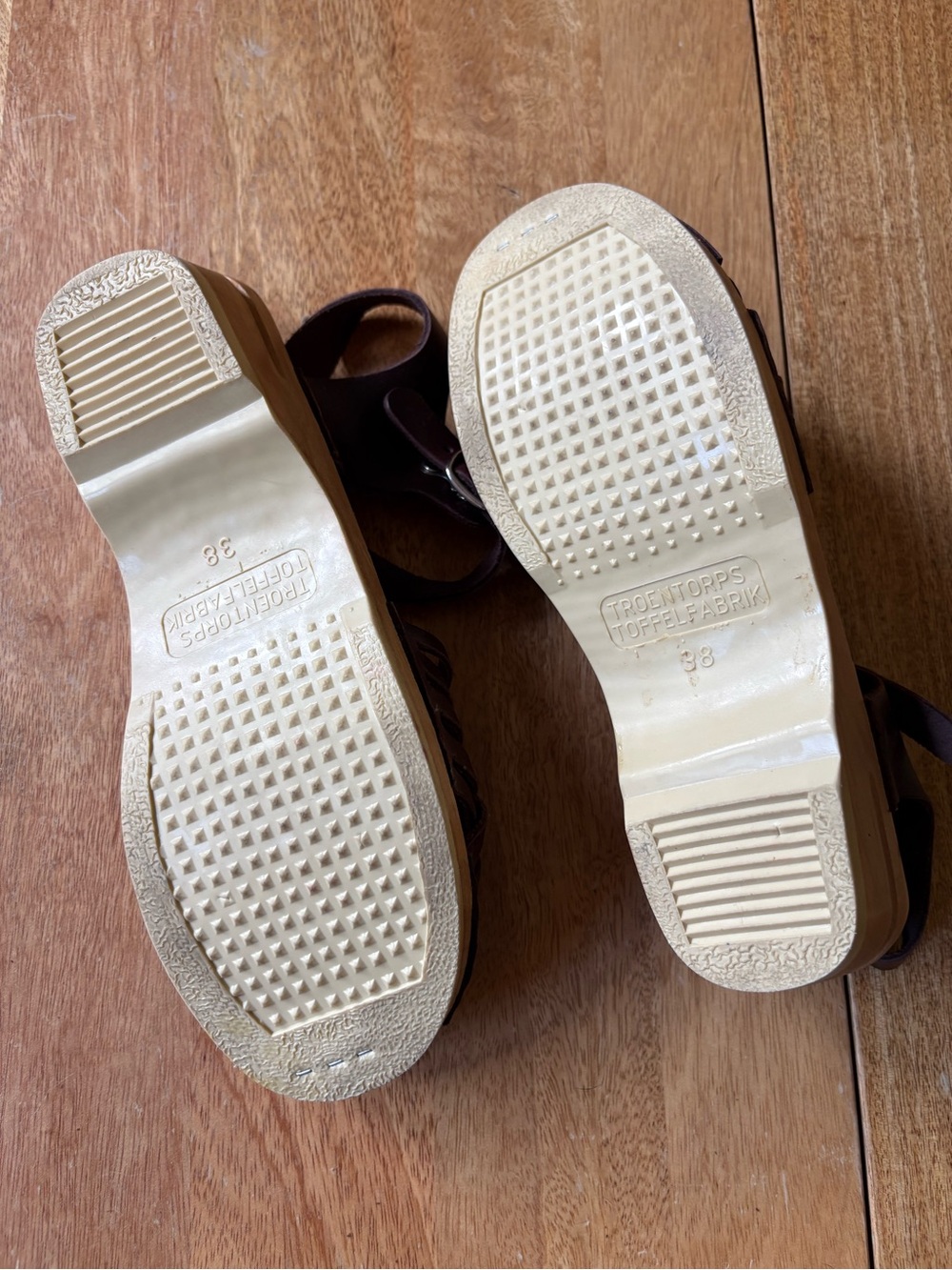 Troentorp Anna nubuck Women's Brown Woven Leather Sandals with Ankle Strap - Picture 5 of 6